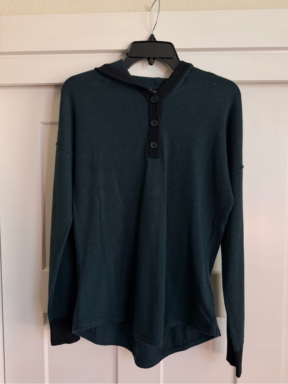 Smartwool Women’s M Lightweight Hooded Sweater